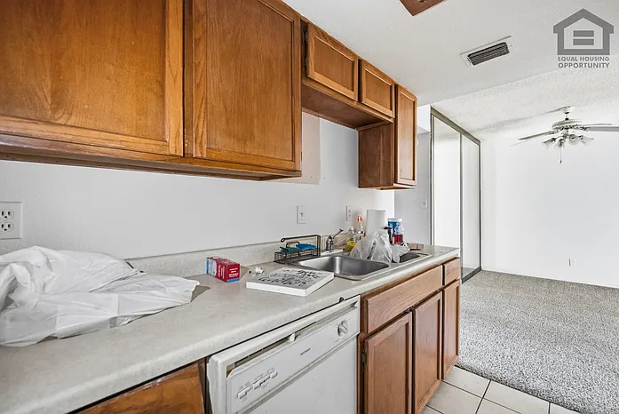 4211 E Palm Ln #224 — Photo 12