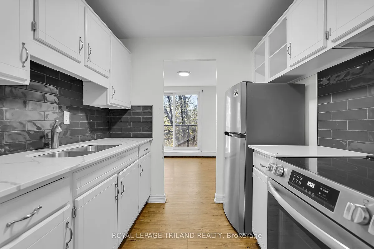 Building Photo - 294 Saulsbury St #301