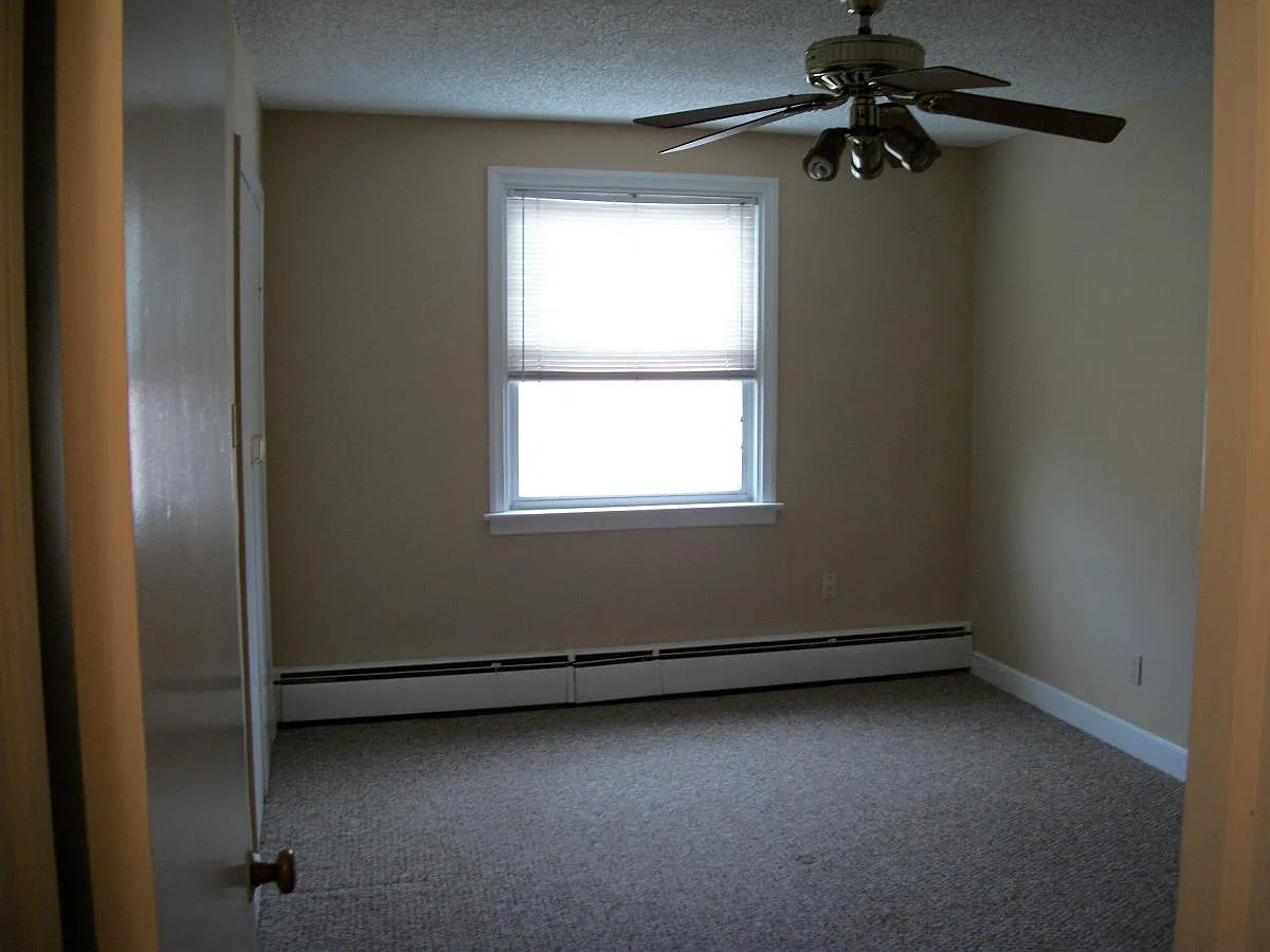 2 bed, $1,425 — Photo 4
