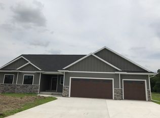 2041 Maple Ln, Humboldt, IA 50548