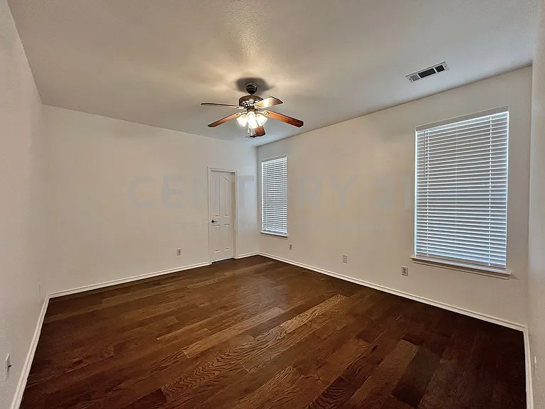 8000 Ranchvale Ln — Photo 12