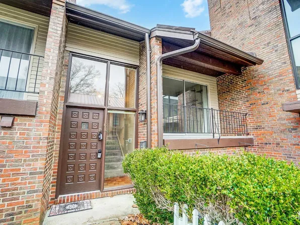 68 Stillmeadow Dr, Cincinnati, OH 45245