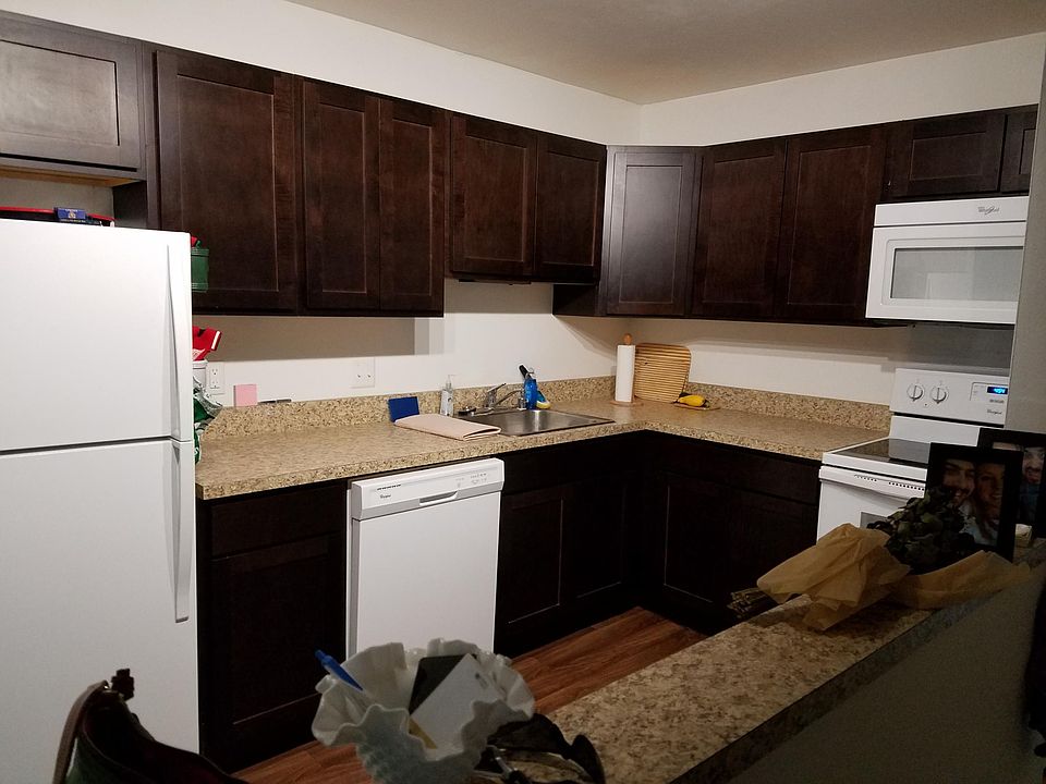 1st image of 935 Village Green Ln APT 3036