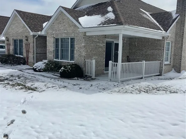 104 Woodhawk Ln, Butler, PA 16001