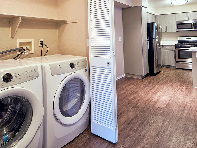 Alta Vista Apartments — Photo 6