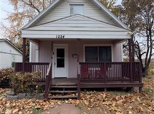 1224 N 8th St, Saint Joseph, MO 64501