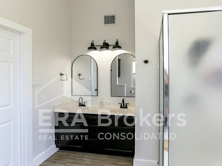 6110 Melanie Dr — Photo 14