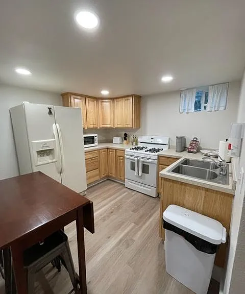 1015 4th St W #1/2 — Photo 10