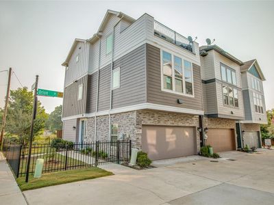 5876 Orion Pl, Dallas, TX, 75235