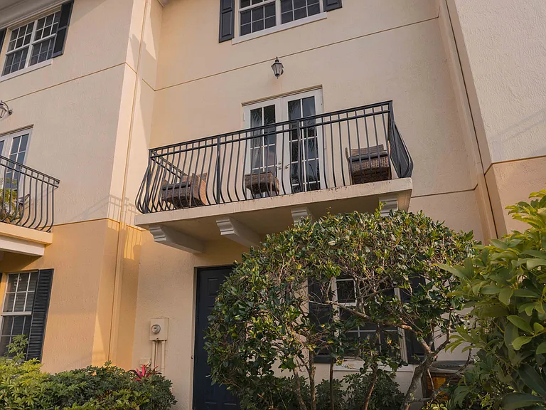 2502 N Dixie Hwy #43 — Photo 53