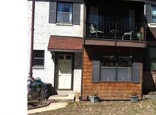 52 Bishop Dr, Aston, PA 19014
