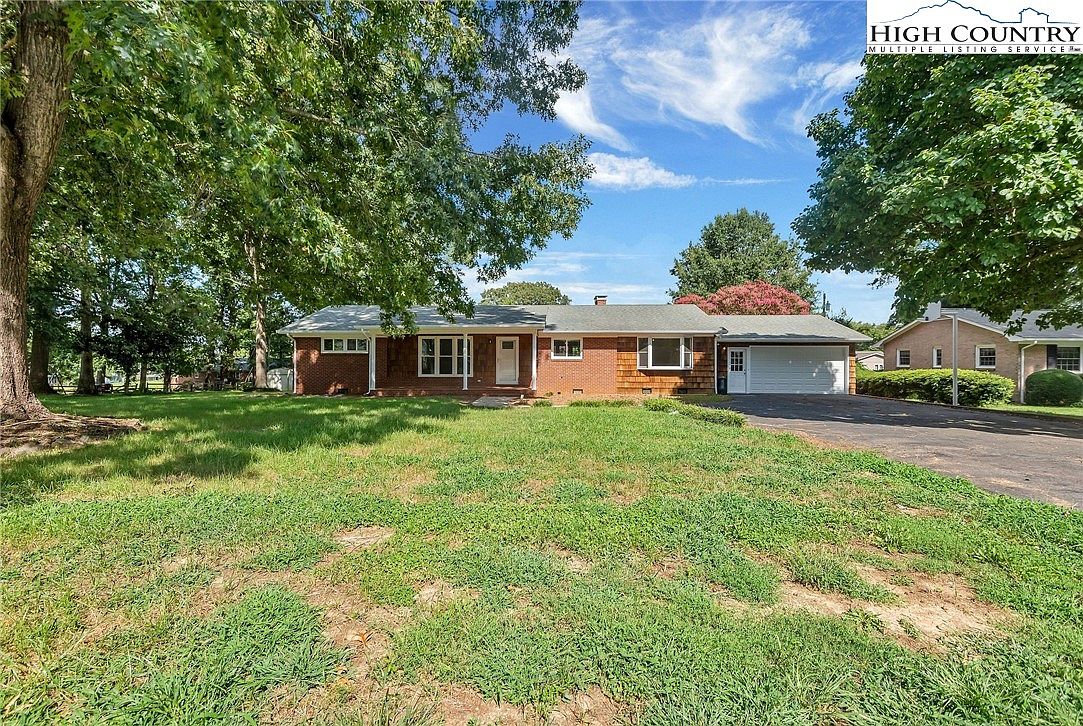 132 Wilson Street, Yadkinville, NC 27055 MLS 245314 Zillow
