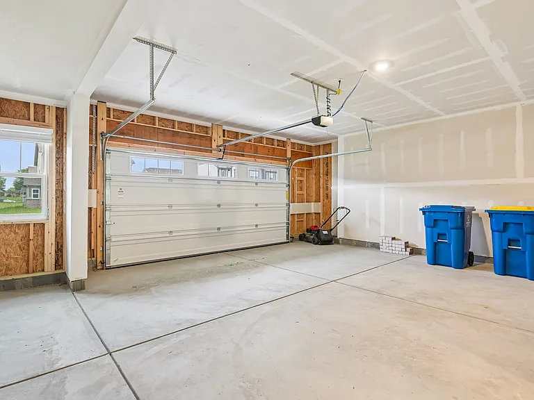 15274 Farrington Way — Photo 36