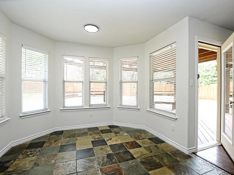 20601 Camel Back St — Photo 13