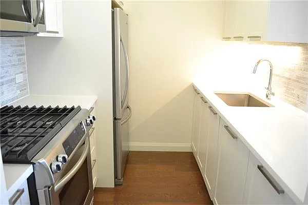 Rented by RELO REDAC INC. | media 14