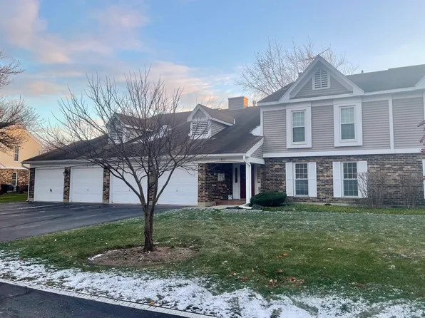 853 Chasefield Ln APT 1, Crystal Lake, IL 60014