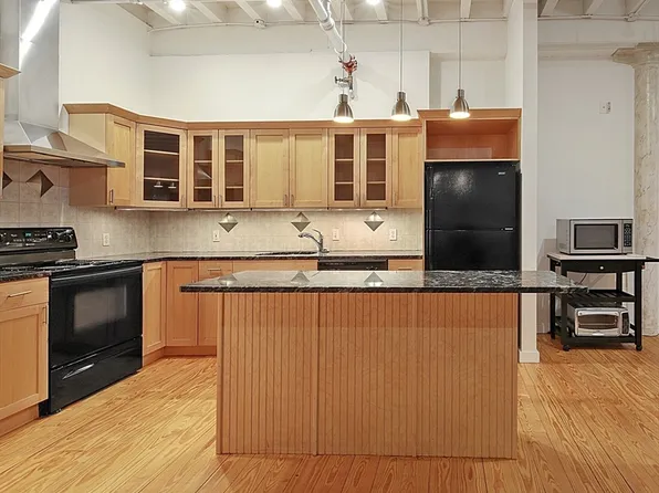 107 South St APT 3D, Boston, MA 02111