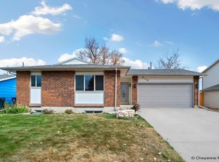 219 Bent Ave, Cheyenne, WY 82007