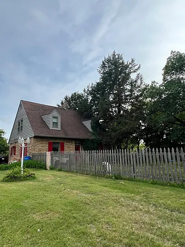 5331 SE US Highway 40 Photo 1
