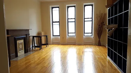 Rented by Manhattan Spaces