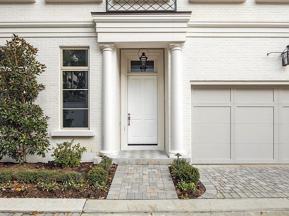 2nd image of 3 Wentworth Green Way
