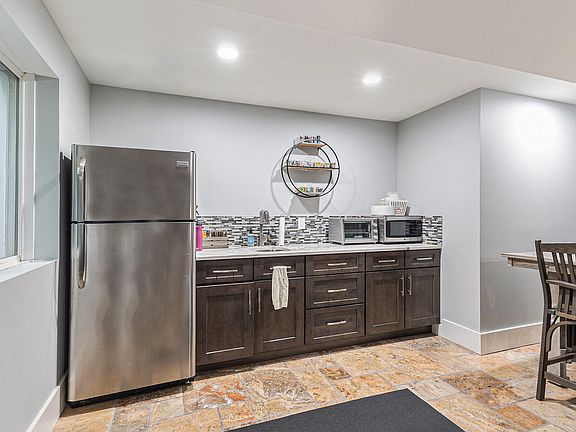 3rd image of 1518 White Pine Ct