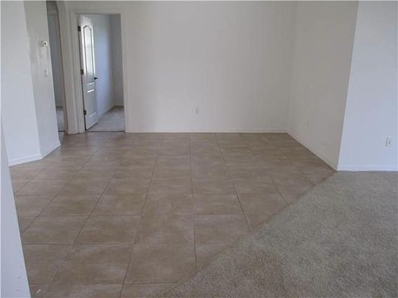 3rd image of 9806 SW Eastbrook Cir