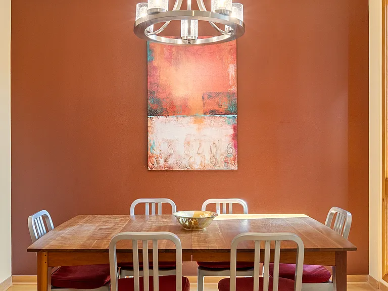 2537 NW Upshur St — Photo 11