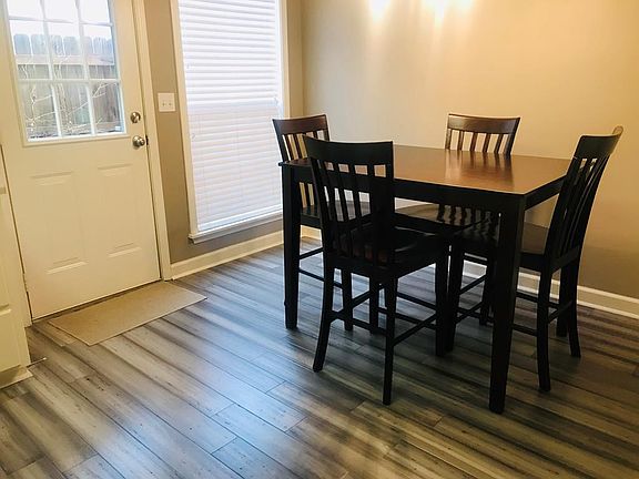 5th image of 2109 Harris Dr Unit 37
