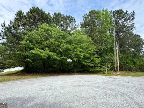 935 Stone Lea Ter, Oxford, GA 30054