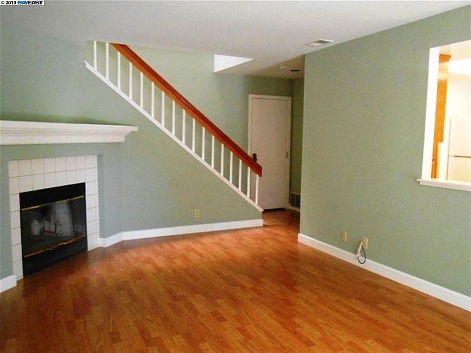 1st image of 7426 Oxford Cir