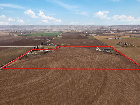 4th image of 5220 W Central Rd