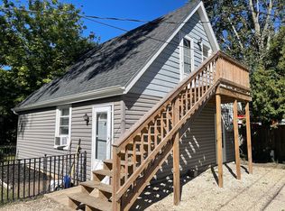 1514 W Healey St, Champaign, IL 61821