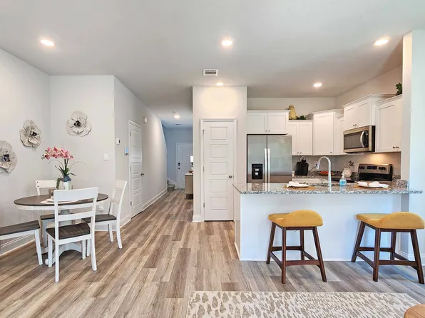 12346 Frazier Ln, Gulfport, MS 39503