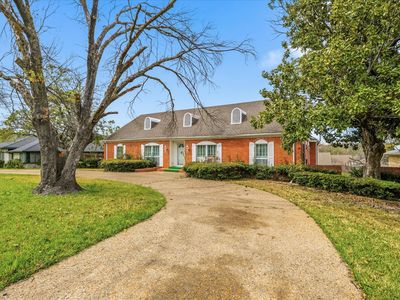 1309 Briar Hollow Ln, Garland, TX, 75043