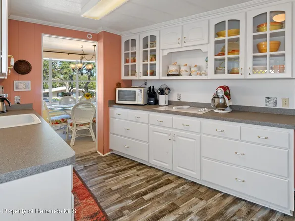 8294 Highpoint Blvd, Brooksville, FL 34613