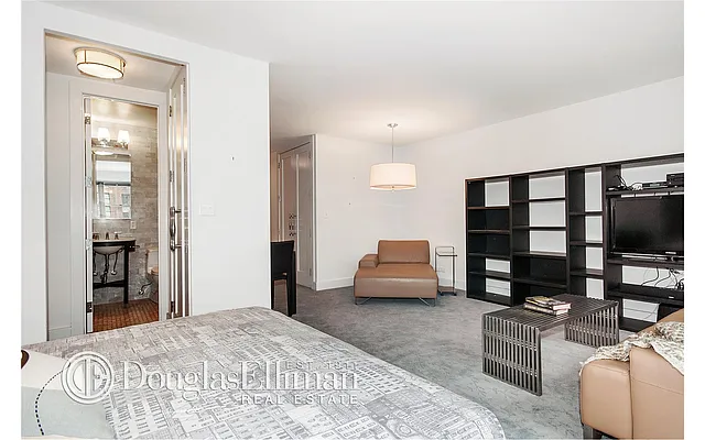 Sold by Douglas Elliman | media 14