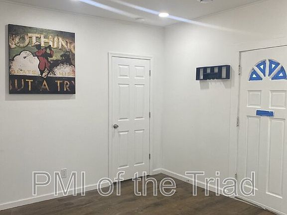 2nd image of 1318 Ridge Ave