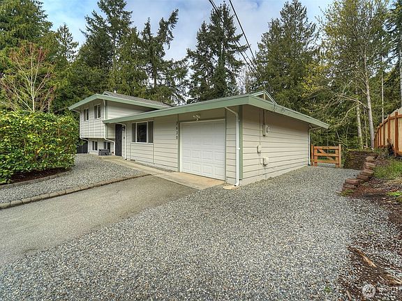 3rd image of 7630 NE Beachwood Avenue