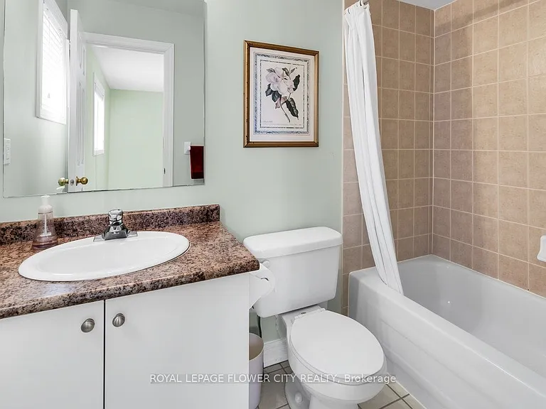 15 Ridgemore Cres — Photo 11