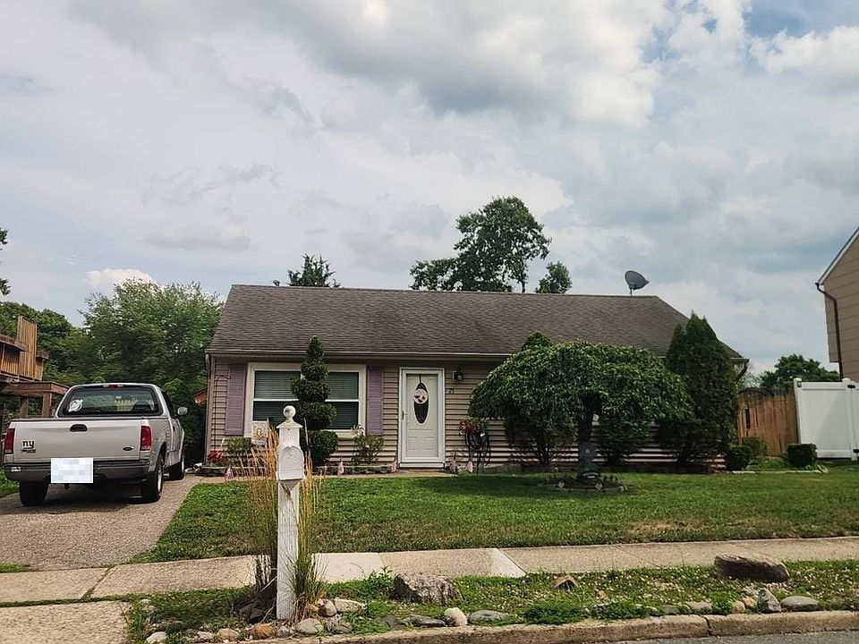 1st image of 23 Anchor Rd