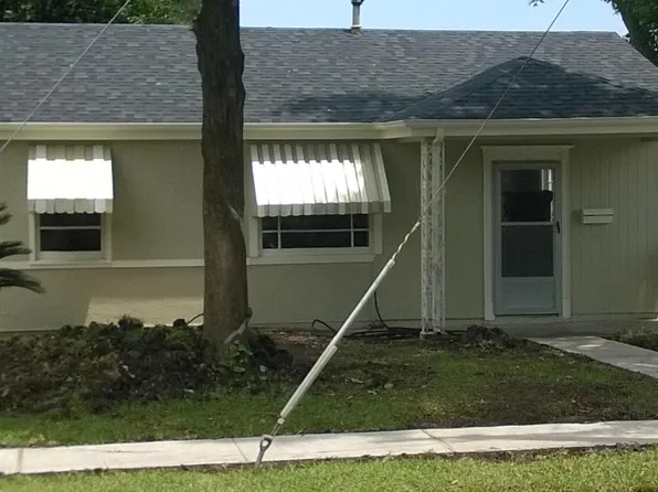 293 E Shannon Ln, New Orleans, LA 70123