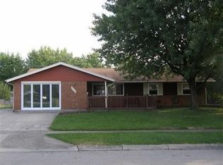 4884 Queensbury Rd, Dayton, OH 45424