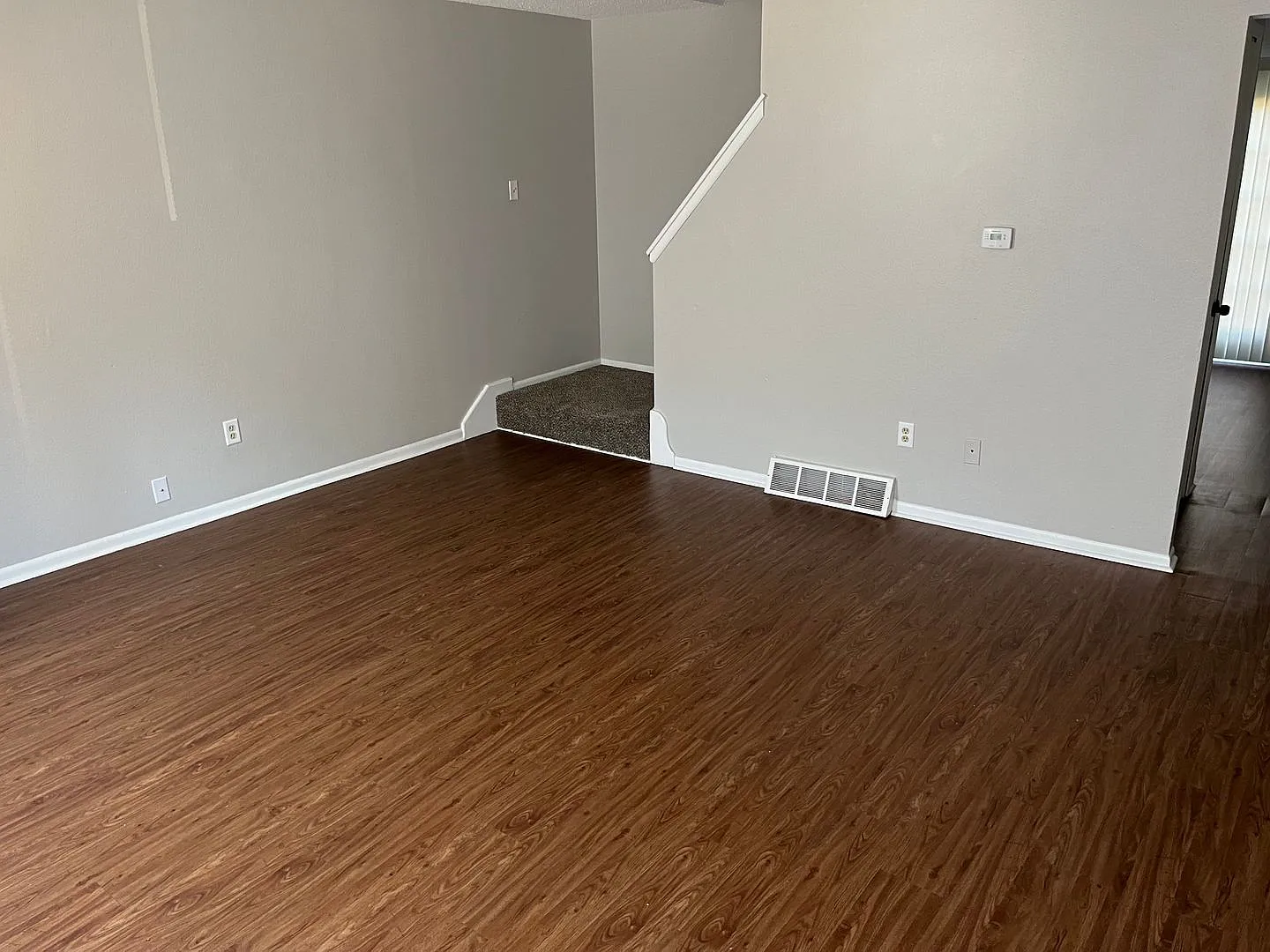Drake Townhomes — Photo 4