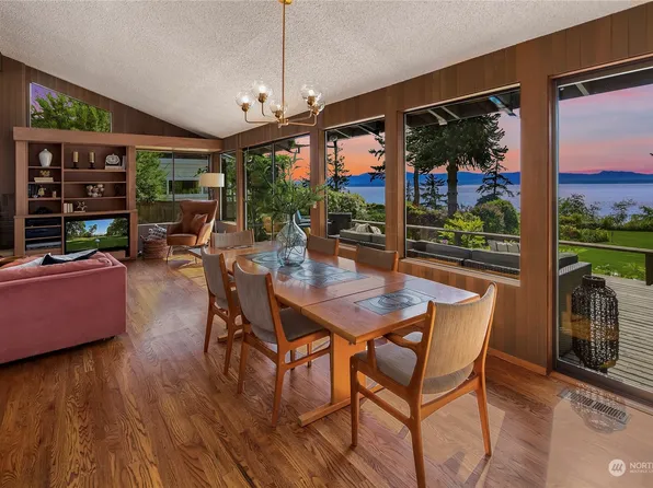 1770 S Seaview Avenue, Coupeville, WA 98239