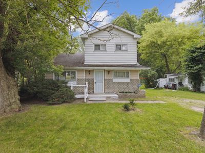 3068 Clarice St, Burton, MI, 48529