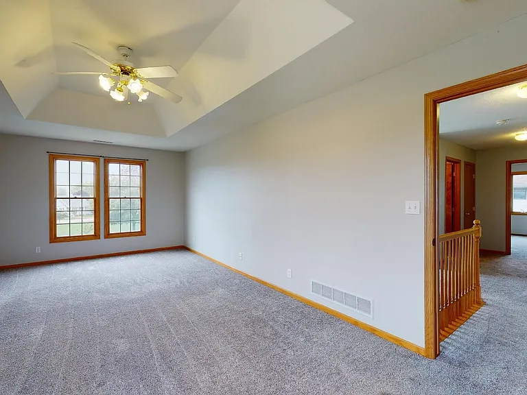 2504 Somerset Dr — Photo 15