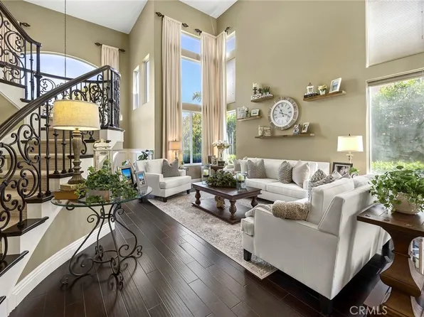 8731 E Garden View Dr, Anaheim, CA 92808