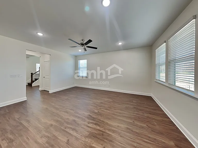 12124 Golden Farm Ln — Photo 8