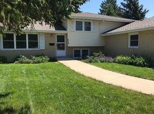 618 Madison St, Joliet, IL 60435